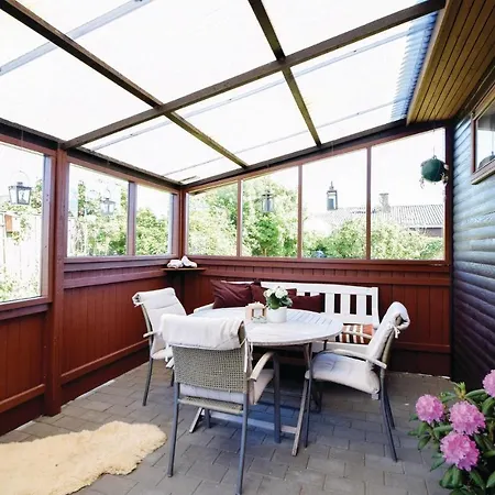 Three-bedroom Holiday In Juelsminde *
